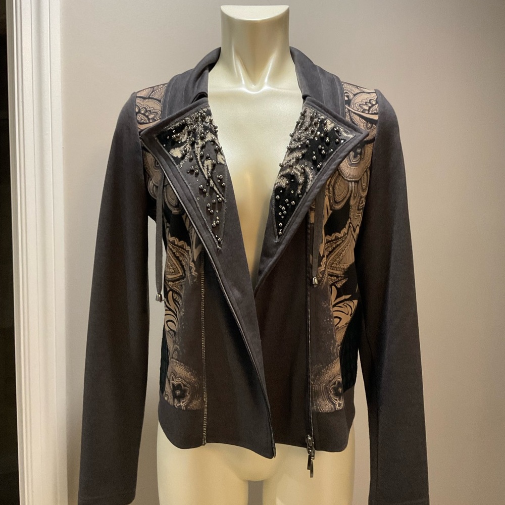 Embellished jacket - Picture 2 of 8